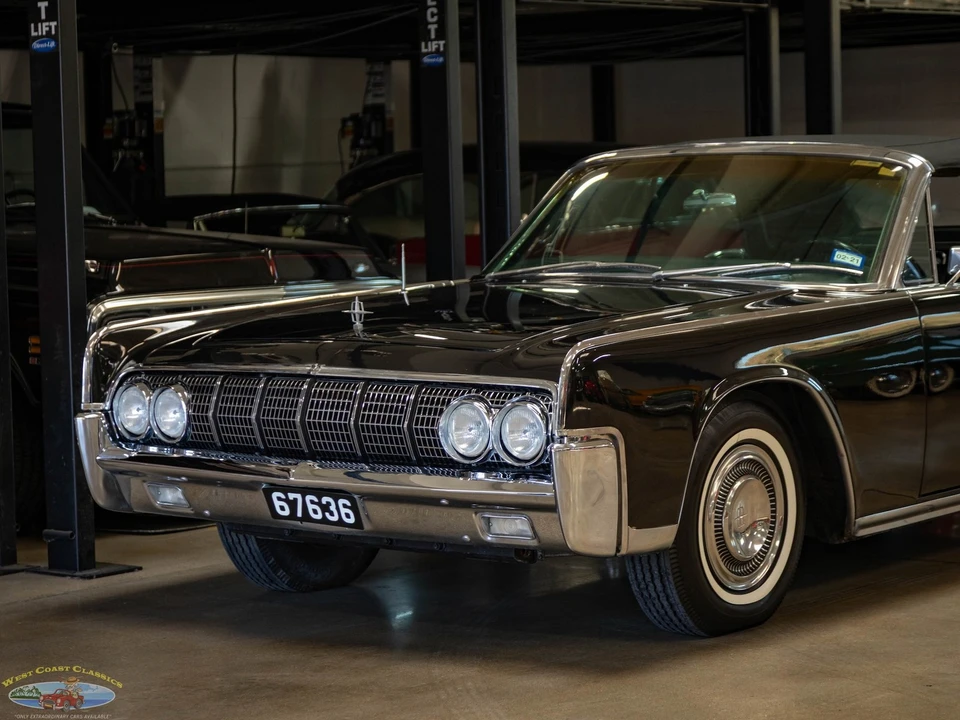 1964 Lincoln Continental 4th Gen - Image 9 of 21