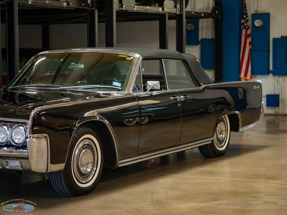 1964 Lincoln Continental 4th Gen - Image 10 of 21