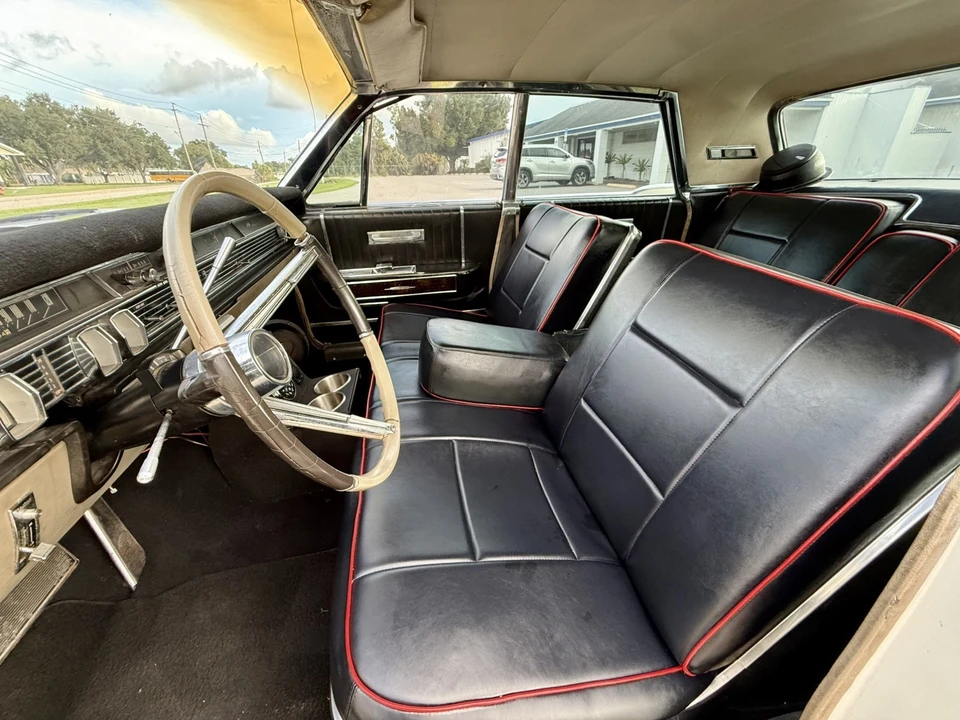 1964 Lincoln Continental 4th Gen - Image 18 of 25