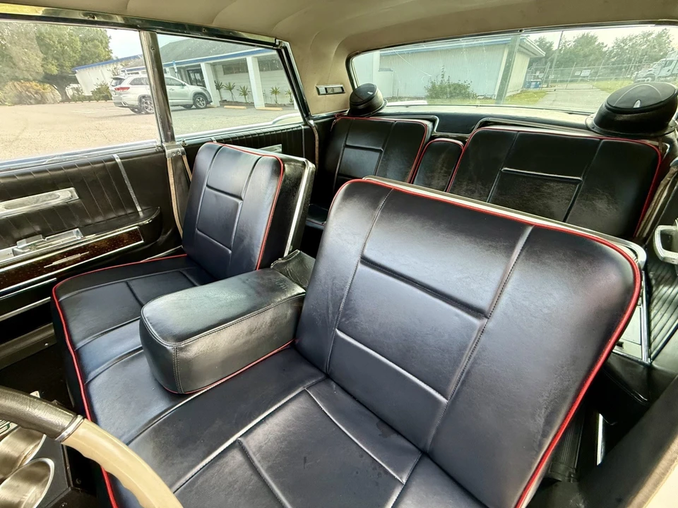 1964 Lincoln Continental 4th Gen - Image 15 of 25