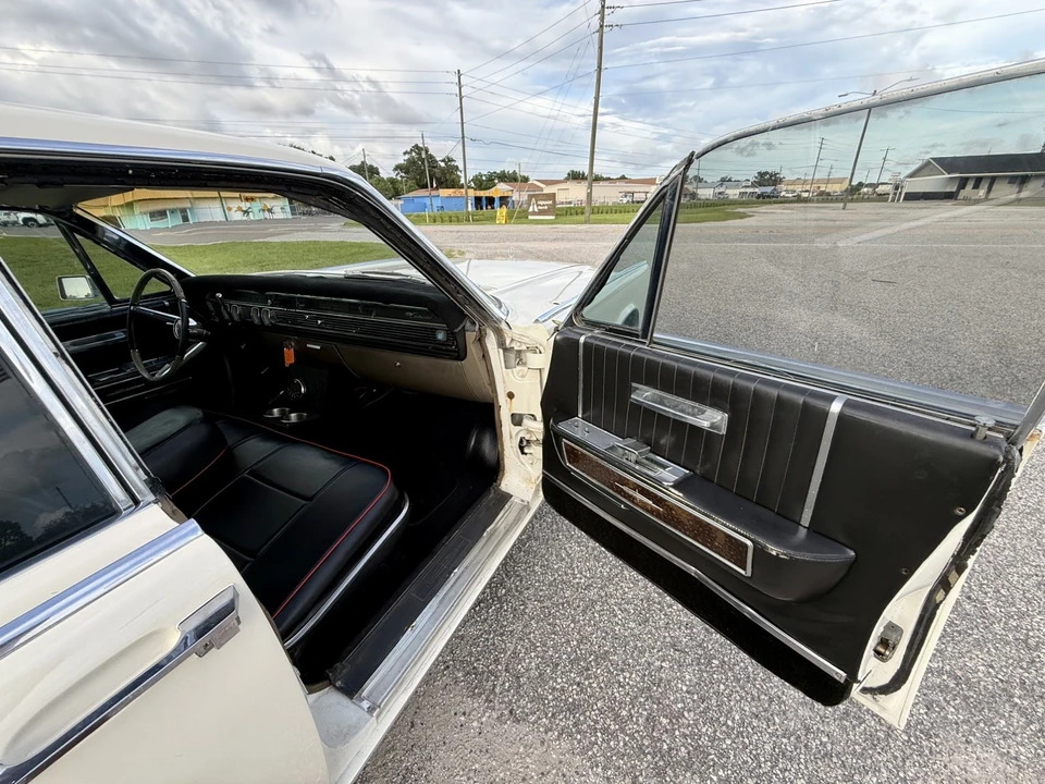 1964 Lincoln Continental 4th Gen - Image 23 of 25