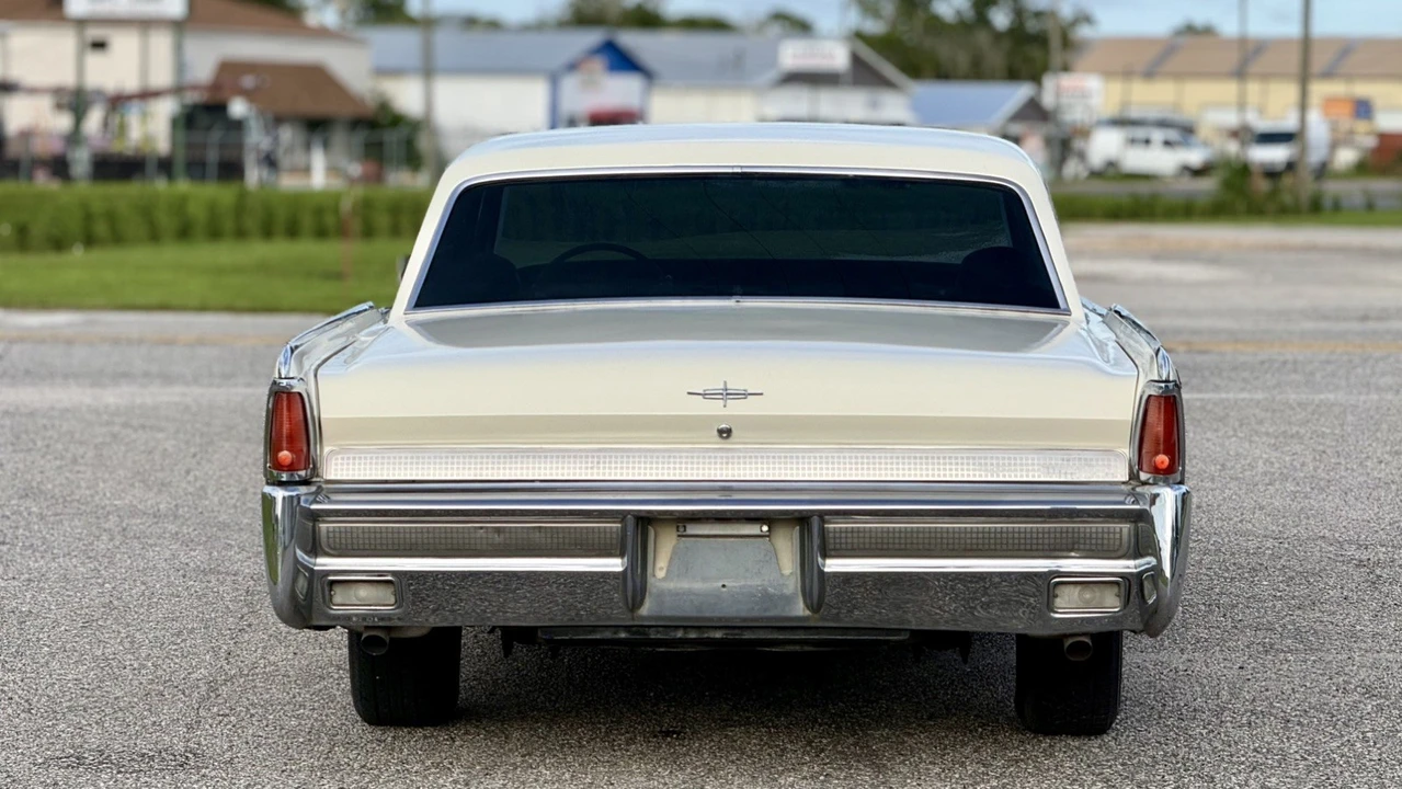 1964 Lincoln Continental 4th Gen - Image 5 of 25