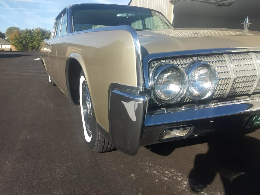 1964 Lincoln Continental 4th Gen - Image 11 of 12