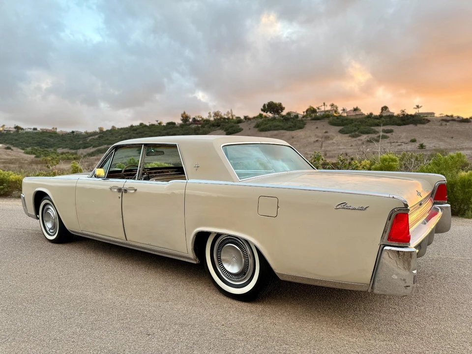 1964 Lincoln Continental 4th Gen - Image 11 of 21
