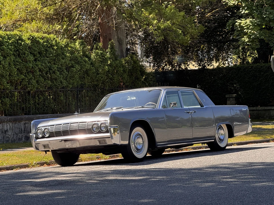 1964 Lincoln Continental 4th Gen - Image 17 of 31