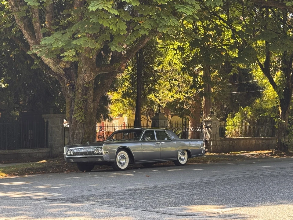 1964 Lincoln Continental 4th Gen - Image 23 of 31