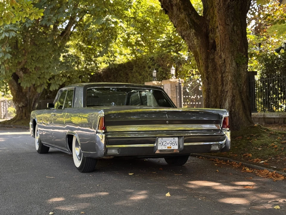 1964 Lincoln Continental 4th Gen - Image 30 of 31