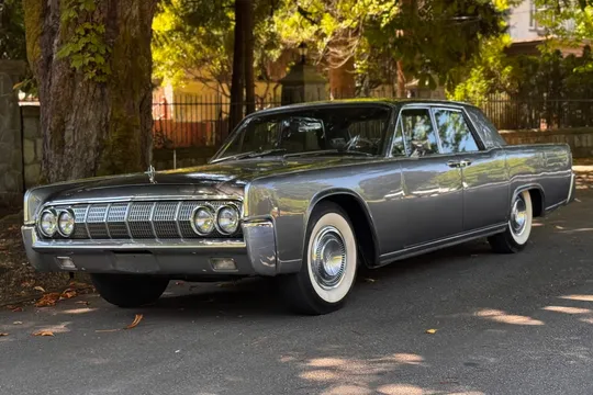 1964 Lincoln Continental Sedan