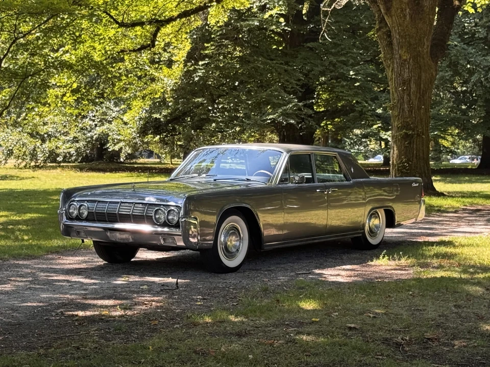 1964 Lincoln Continental 4th Gen - Image 4 of 31