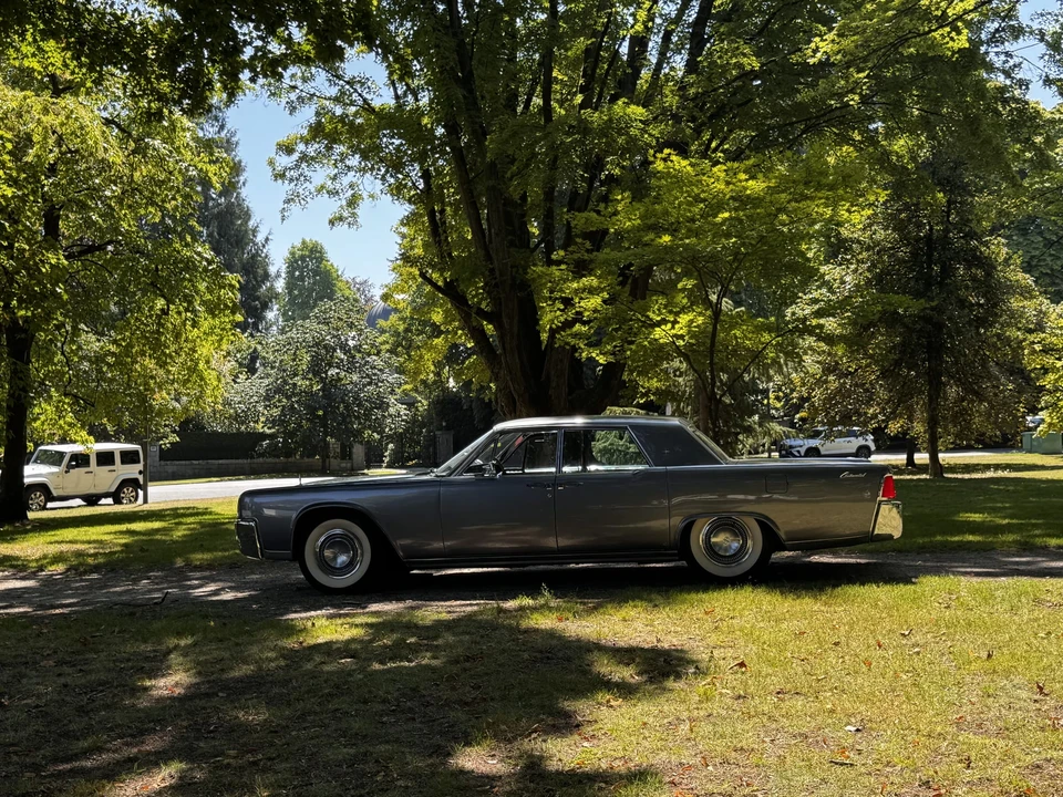 1964 Lincoln Continental 4th Gen - Image 15 of 31