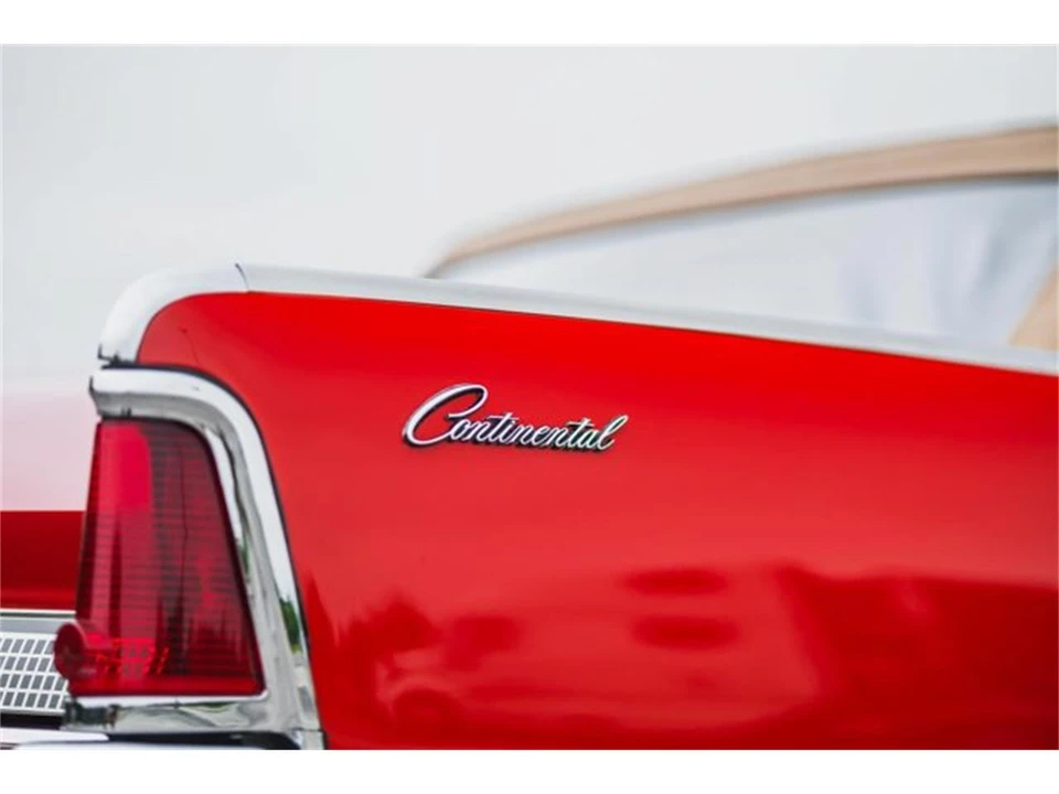 1964 Lincoln Continental 4th Gen - Image 19 of 31
