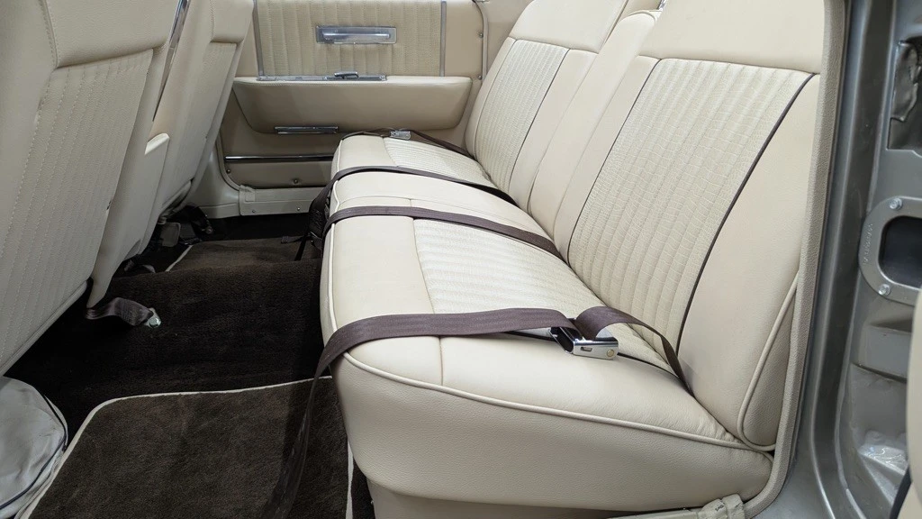 1964 Lincoln Continental 4th Gen - Image 11 of 29