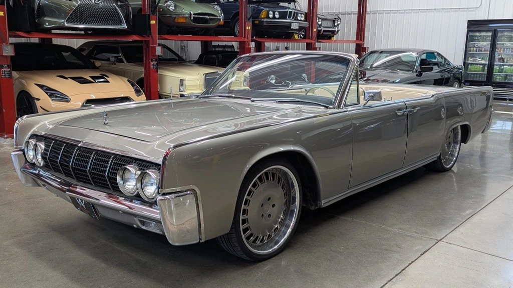 1964 Lincoln Continental 4th Gen - Image 3 of 29