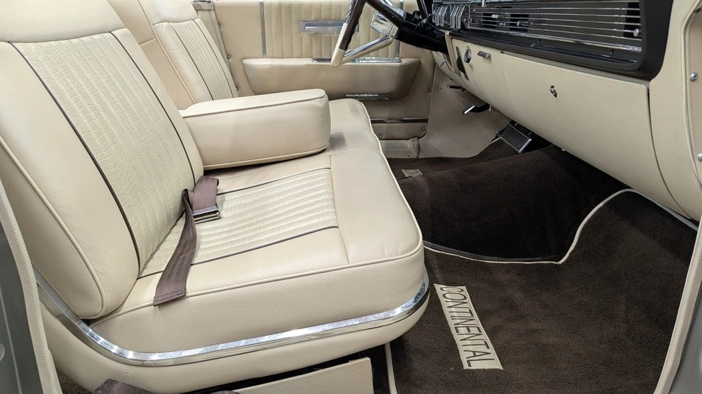 1964 Lincoln Continental 4th Gen - Image 10 of 29