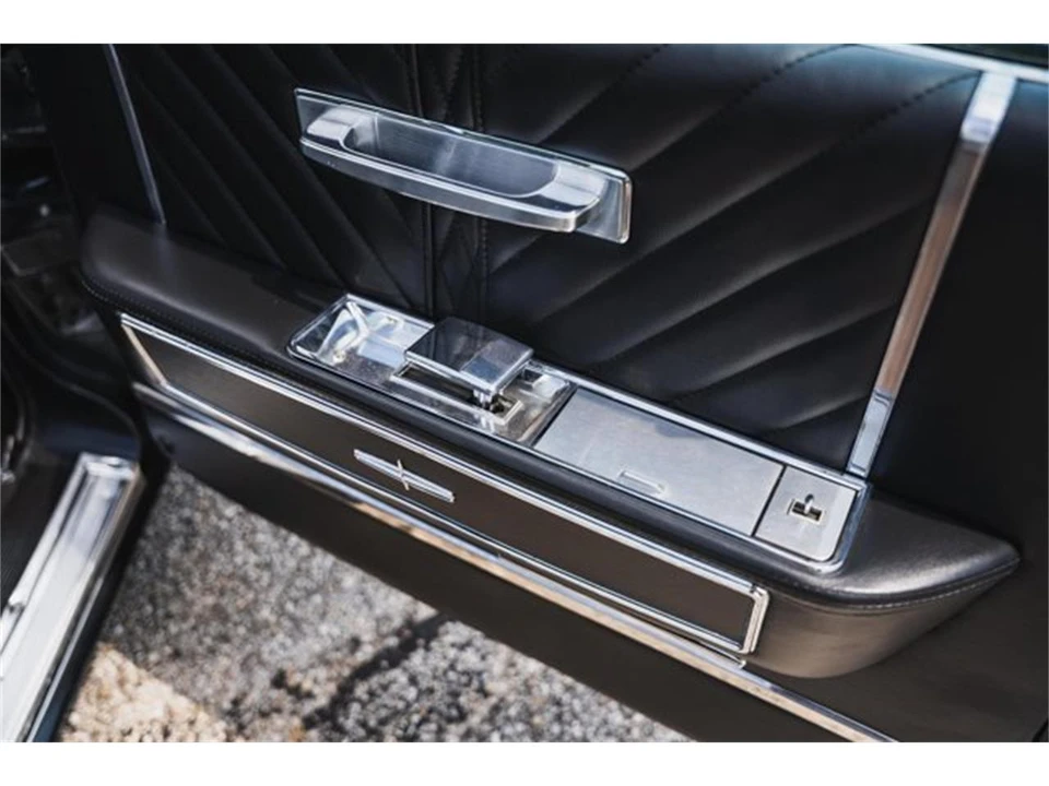 1964 Lincoln Continental 4th Gen - Image 27 of 31