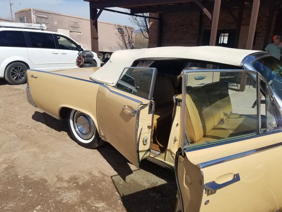 1964 Lincoln Continental 4th Gen - Image 6 of 12