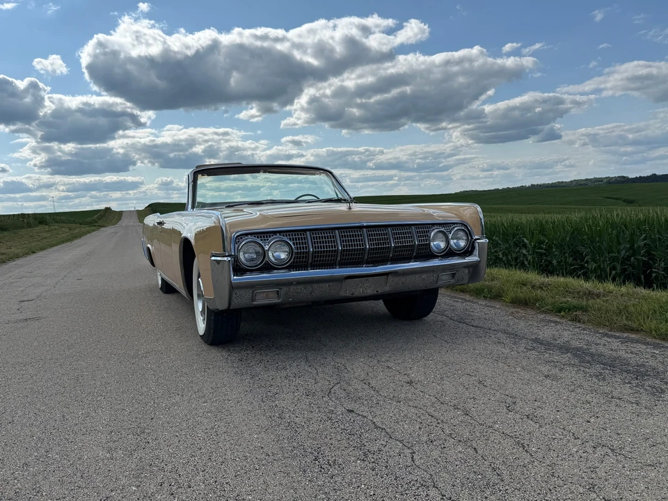 1964 Lincoln Continental 4th Gen - Image 9 of 31