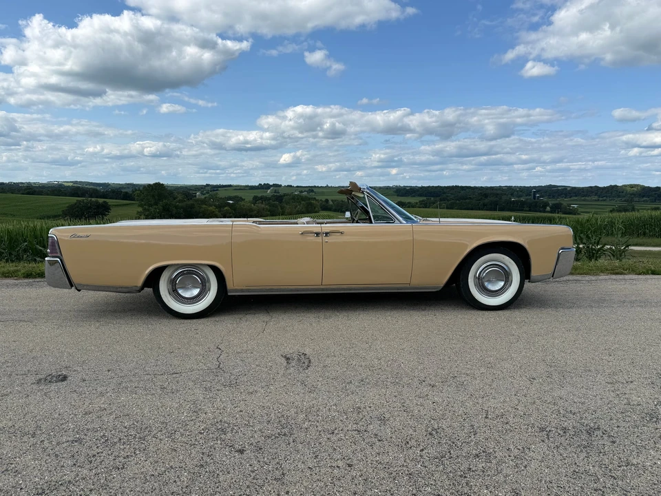 1964 Lincoln Continental 4th Gen - Image 20 of 31