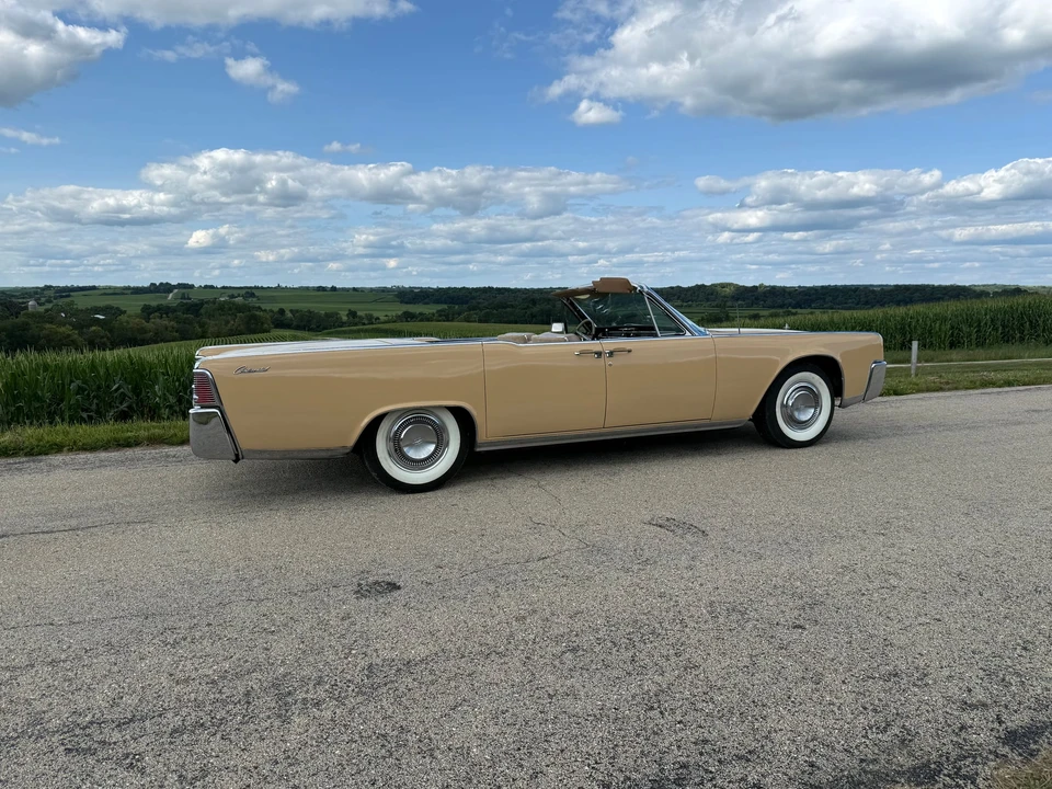 1964 Lincoln Continental 4th Gen - Image 21 of 31