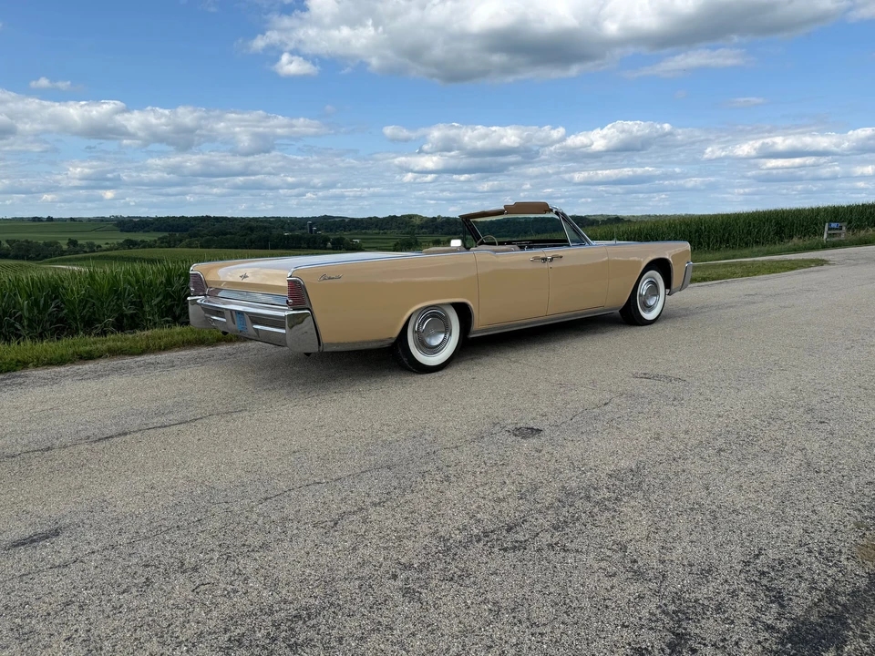 1964 Lincoln Continental 4th Gen - Image 23 of 31