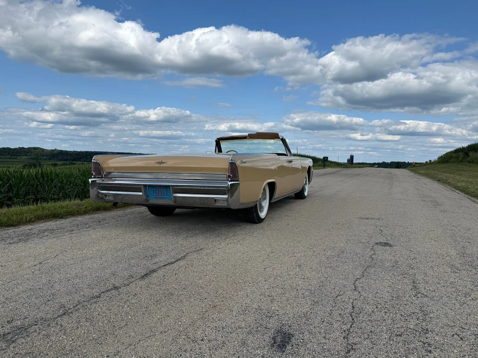 1964 Lincoln Continental 4th Gen - Image 27 of 31