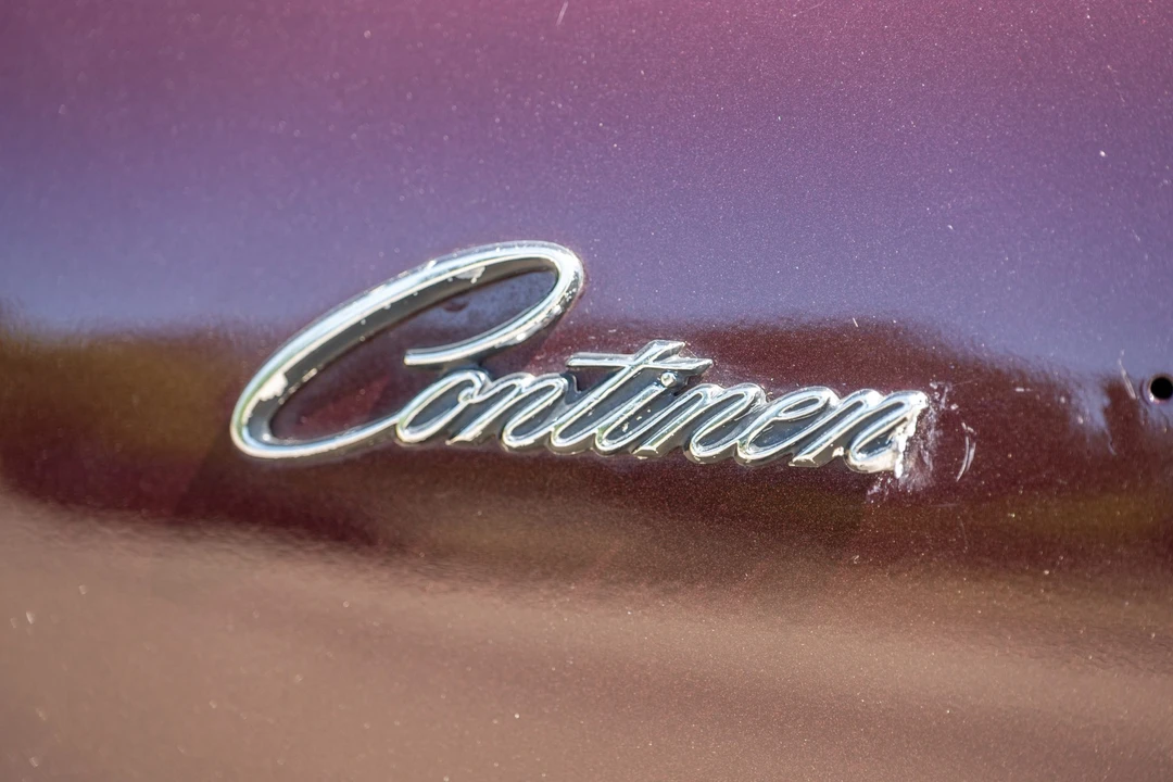 1964 Lincoln Continental 4th Gen - Image 28 of 31