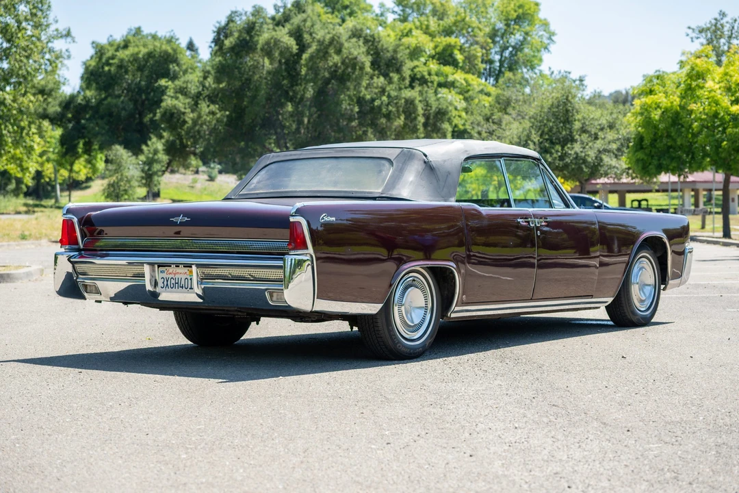 1964 Lincoln Continental 4th Gen - Image 8 of 31