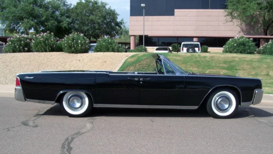 1964 Lincoln Continental 4th Gen - Image 2 of 5