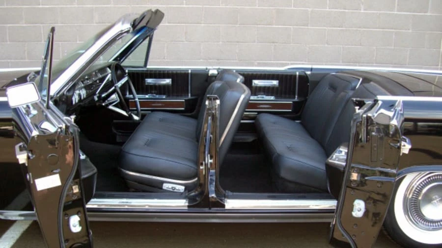 1964 Lincoln Continental 4th Gen - Image 4 of 5