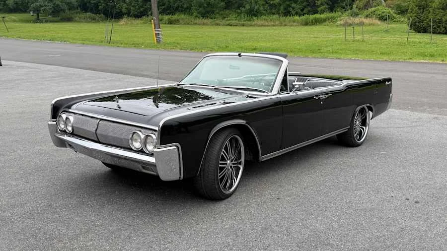 1964 Lincoln Continental 4th Gen - Image 7 of 29