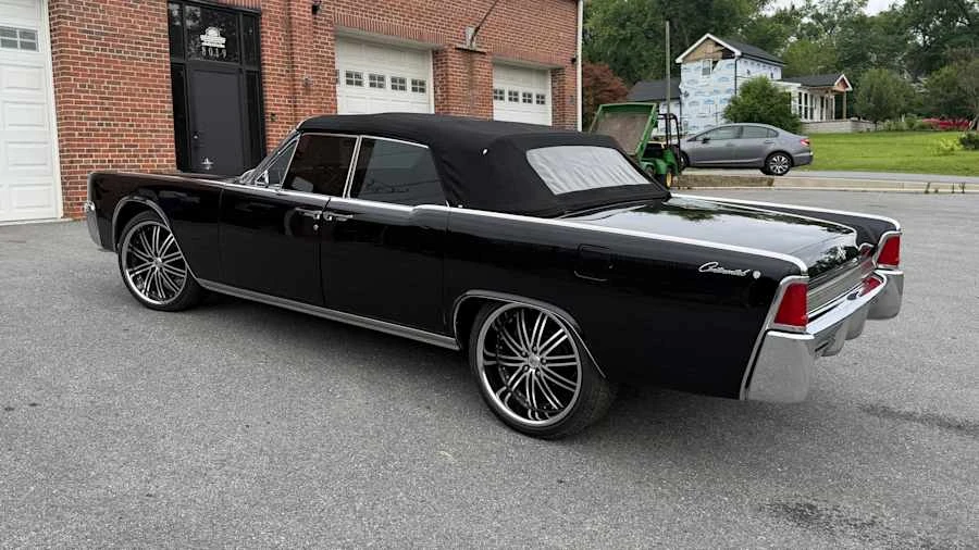 1964 Lincoln Continental 4th Gen - Image 10 of 29