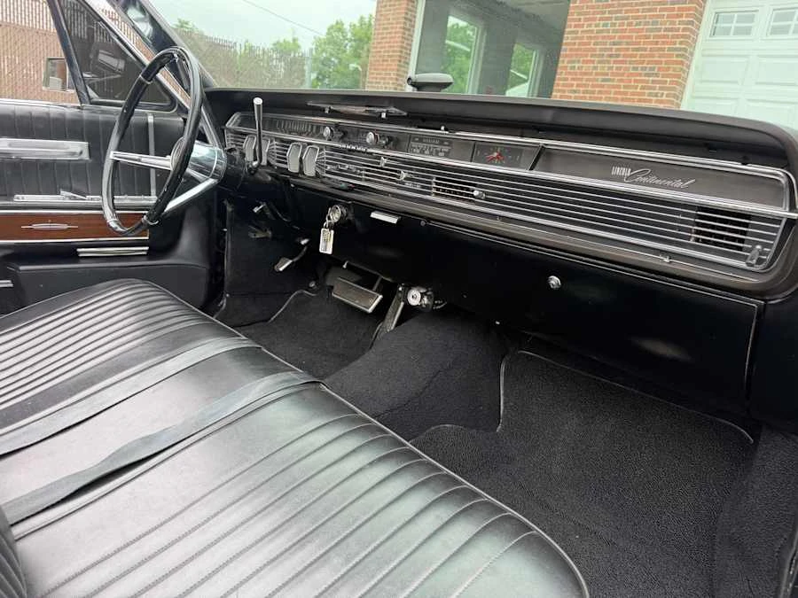 1964 Lincoln Continental 4th Gen - Image 19 of 29