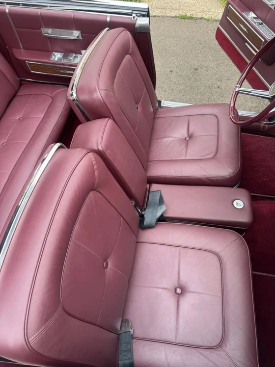 1964 Lincoln Continental 4th Gen - Image 10 of 14