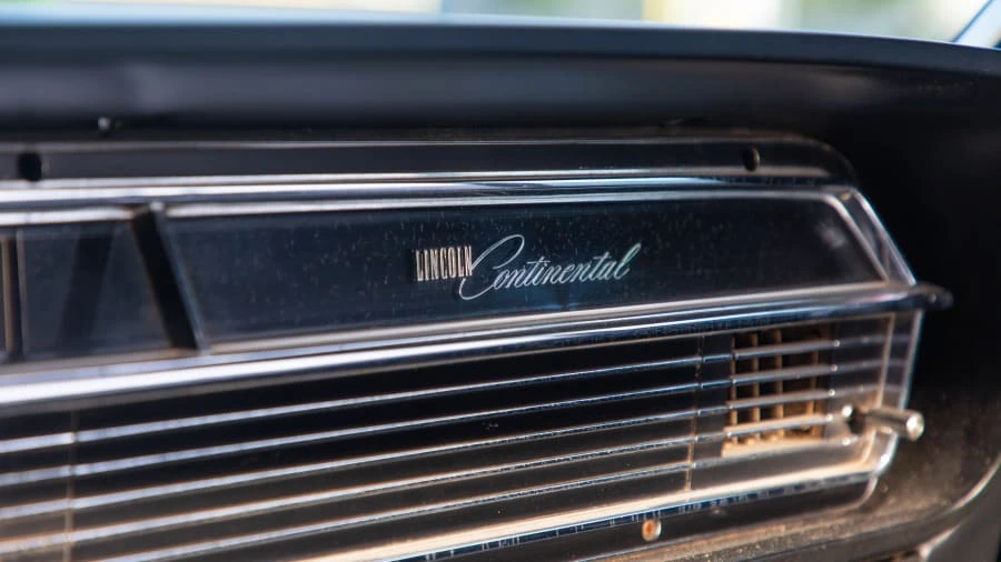 1964 Lincoln Continental 4th Gen - Image 11 of 12
