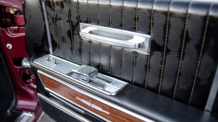 1964 Lincoln Continental 4th Gen - Image 10 of 31