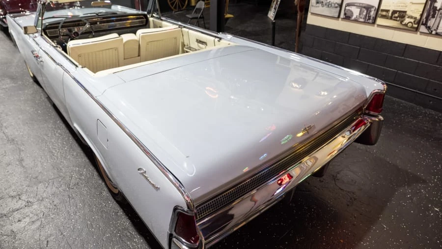 1964 Lincoln Continental 4th Gen - Image 8 of 26