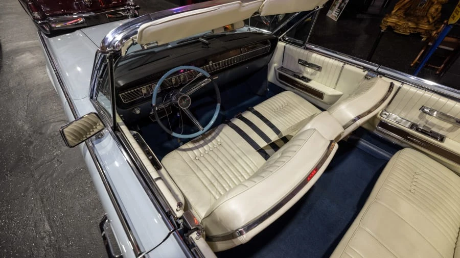 1964 Lincoln Continental 4th Gen - Image 15 of 26