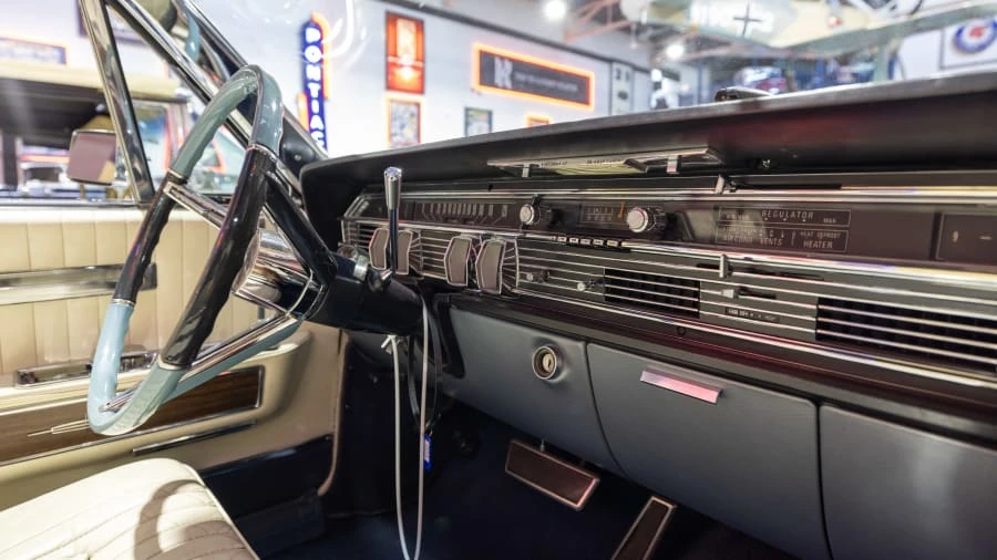 1964 Lincoln Continental 4th Gen - Image 18 of 26