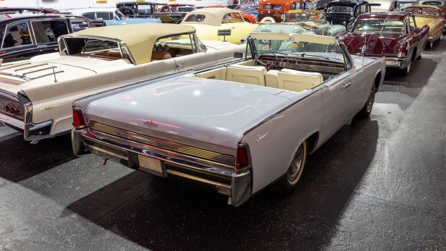 1964 Lincoln Continental 4th Gen - Image 6 of 26