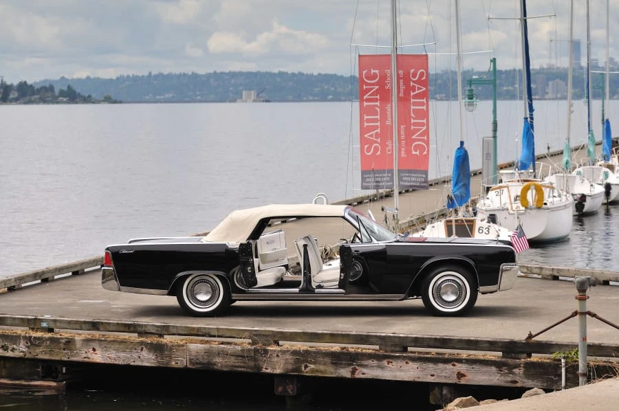 1964 Lincoln Continental 4th Gen - Image 11 of 12