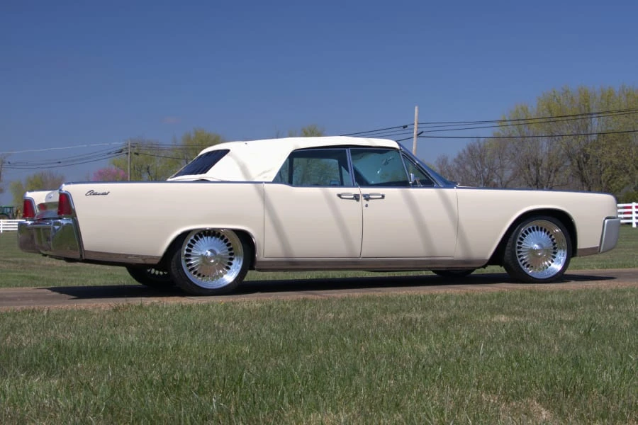 1964 Lincoln Continental 4th Gen - Image 11 of 11