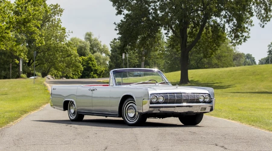 1964 Lincoln Continental 4th Gen - Image 12 of 28