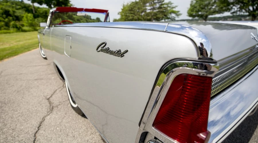 1964 Lincoln Continental 4th Gen - Image 19 of 28
