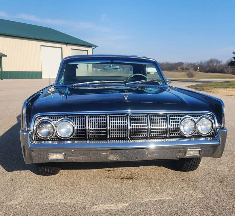 1964 Lincoln Continental 4th Gen - Image 4 of 17