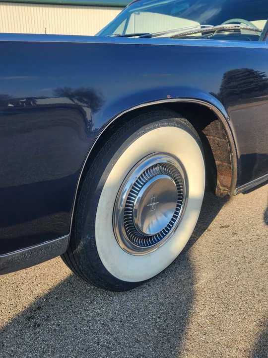 1964 Lincoln Continental 4th Gen - Image 6 of 17
