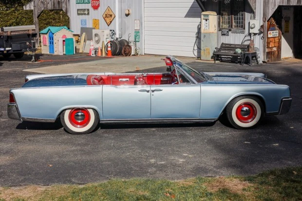 1964 Lincoln Continental 4th Gen - Image 3 of 8