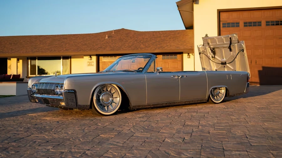 1964 Lincoln Continental 4th Gen - Image 12 of 31