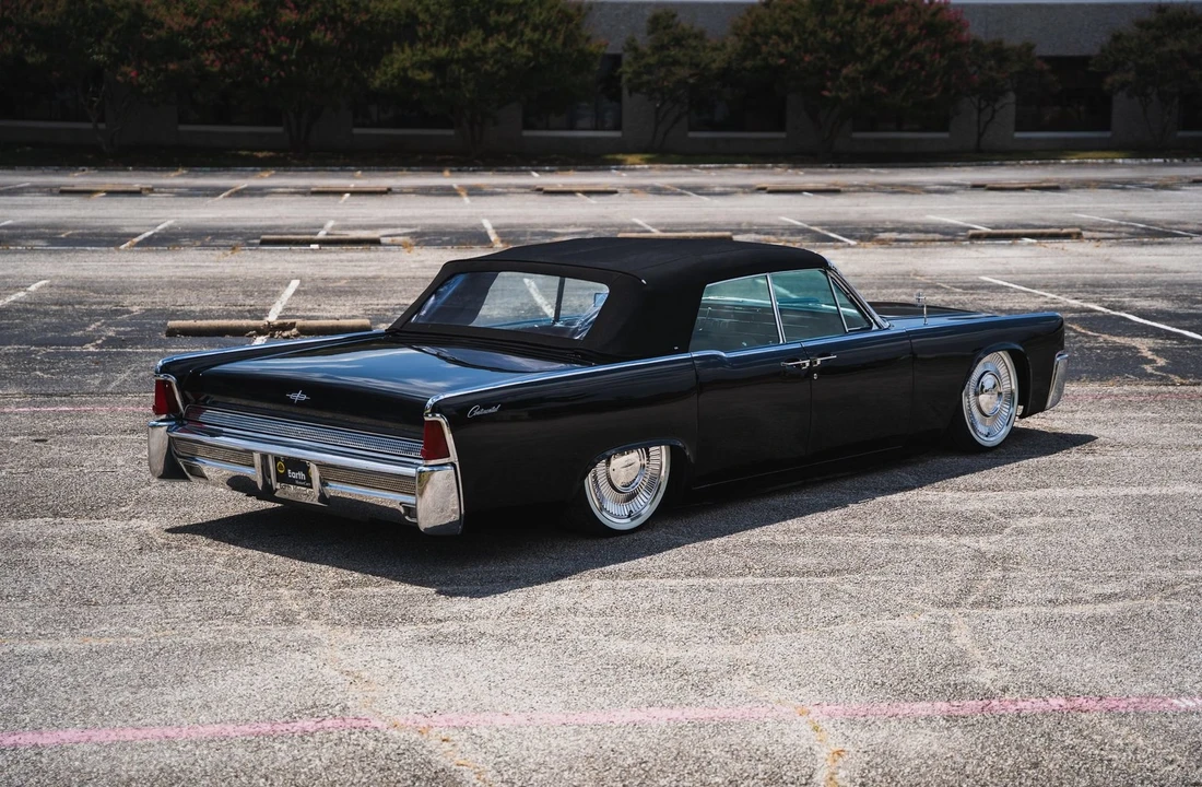 1964 Lincoln Continental 4th Gen - Image 10 of 31