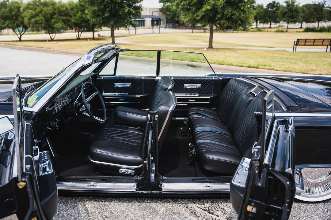 1964 Lincoln Continental 4th Gen - Image 2 of 31