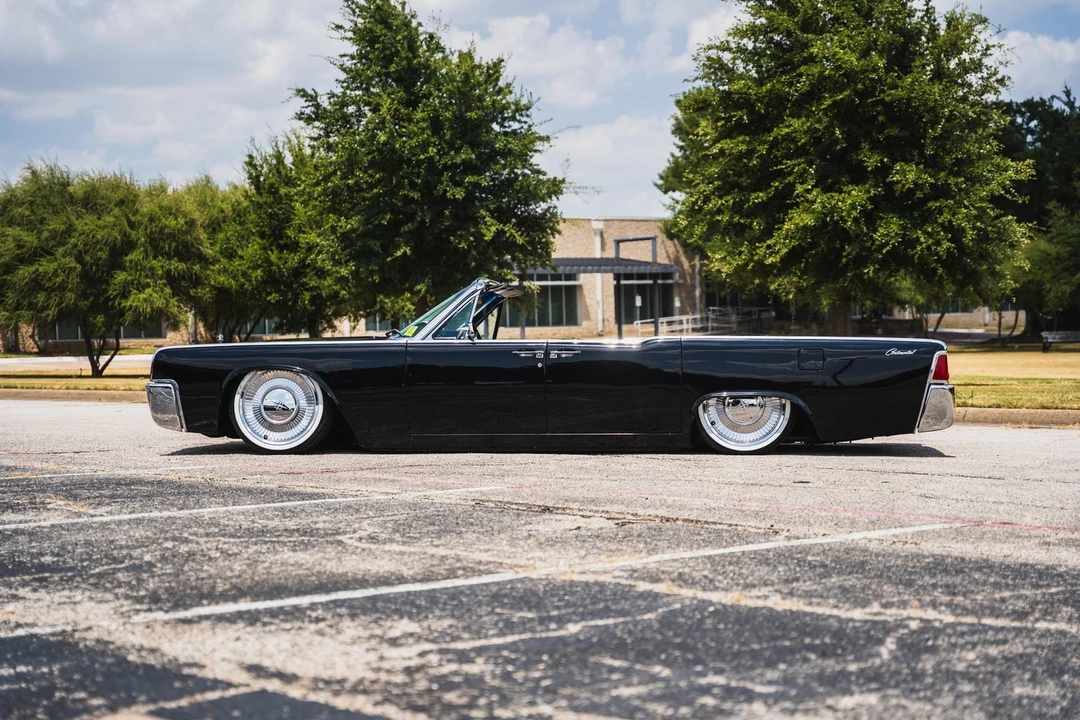 1964 Lincoln Continental 4th Gen - Image 24 of 31